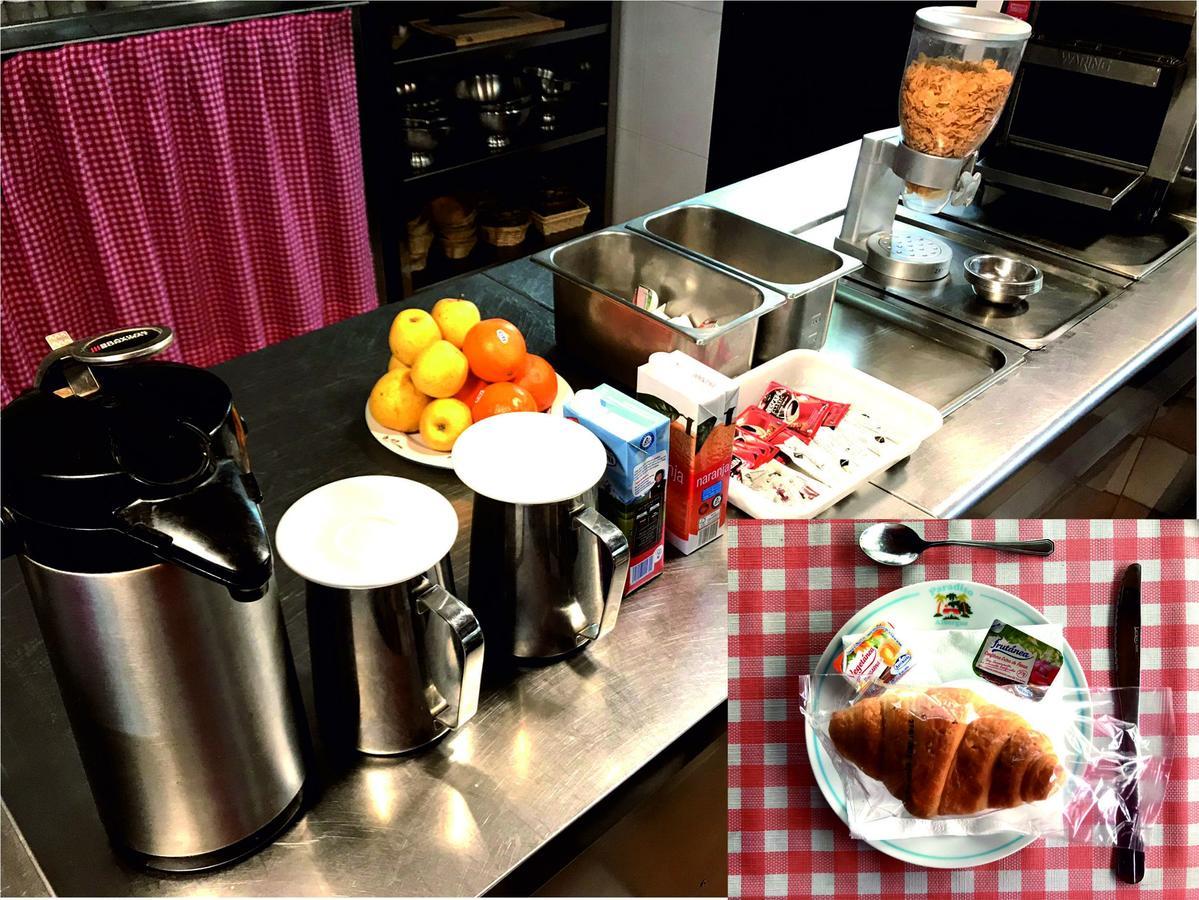 Hostel Albergue Paradiso Hinojedo Ngoại thất bức ảnh